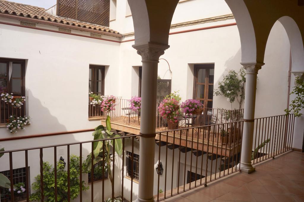 Apartamentos Los Patios De La Juderia Córdoba Buitenkant foto